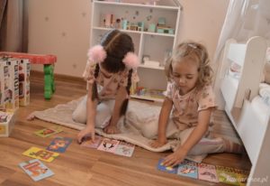 Zabawki Montessori dla 2 latka