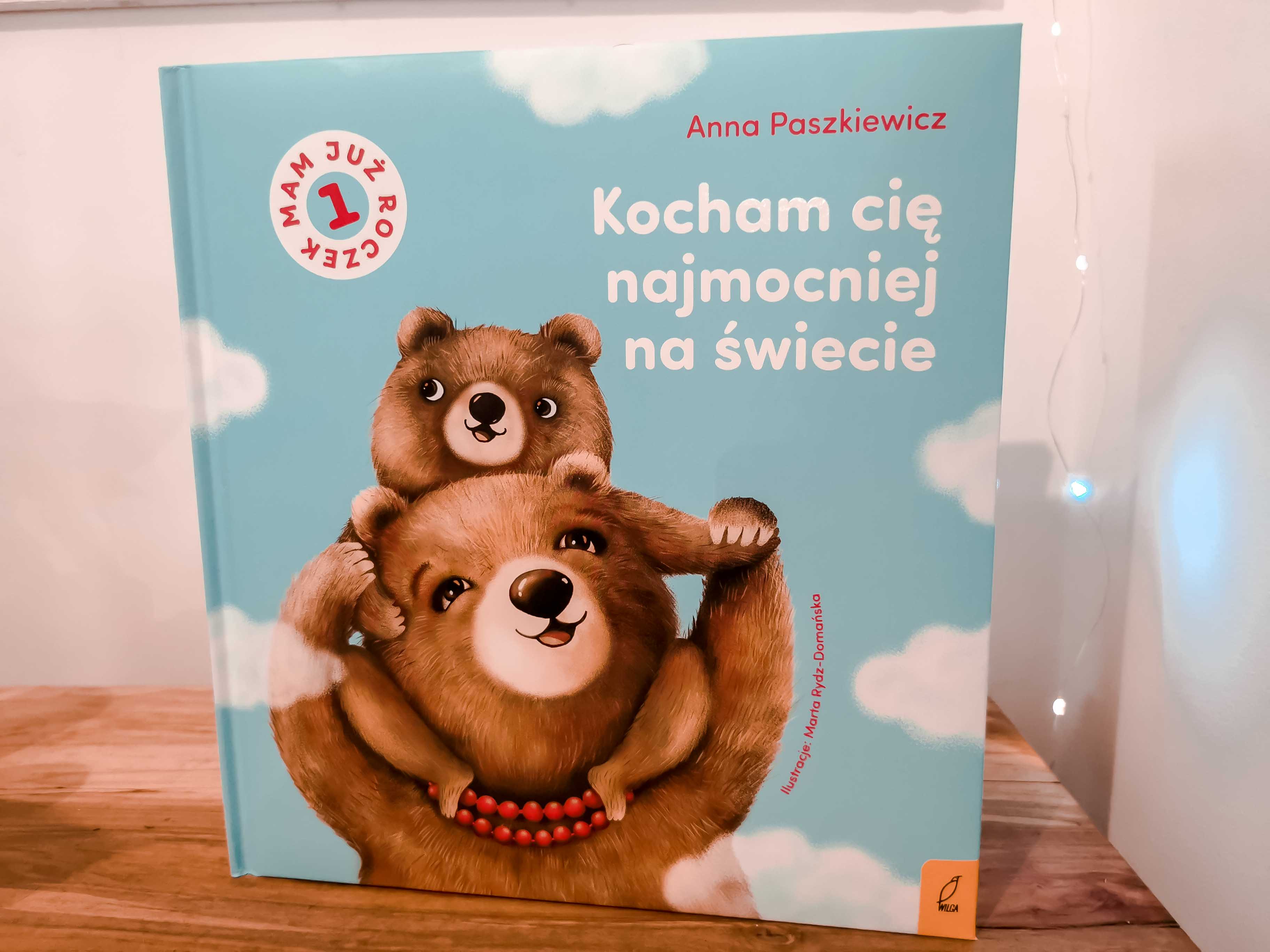 Najpiękniejsze książki dla maluszków - dla rocznego dziecka i dla 2 latka - krótkie opowiadania z krótkimi zdaniami, bajeczka z lustracjami dla 2 latki