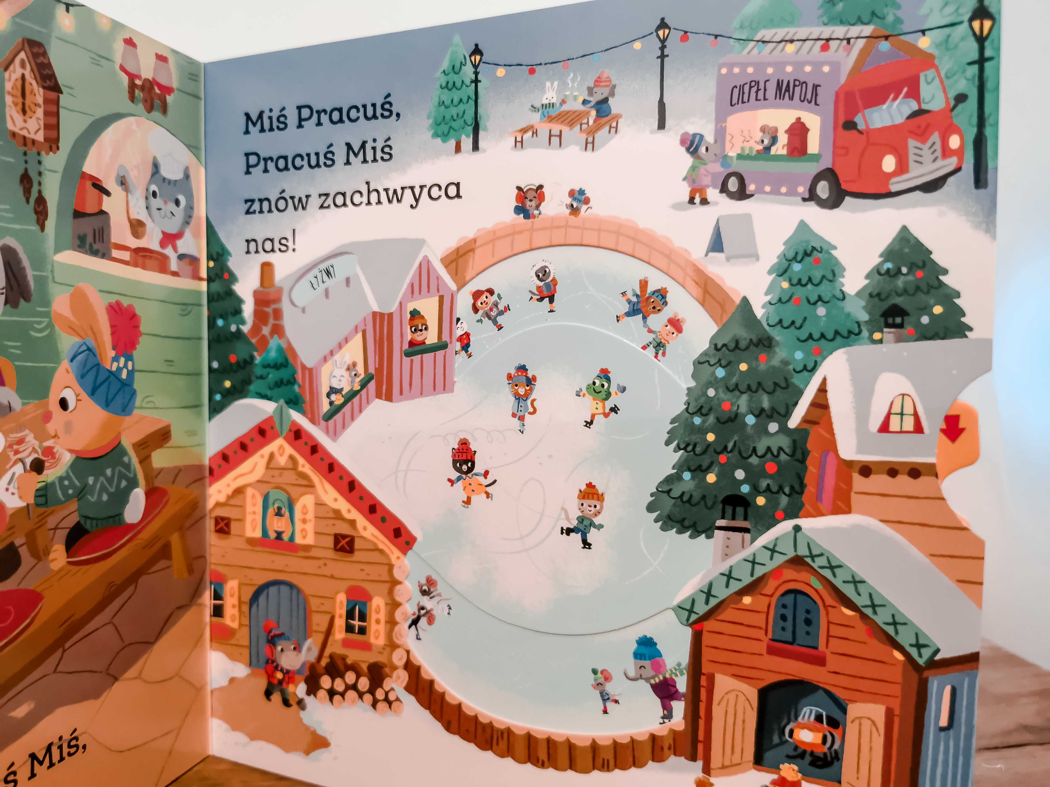 najlepsze ksiązki dla rocznego dziecka sztywne kartki ruchome elementy -Miś pracuś - zimowe zabawy