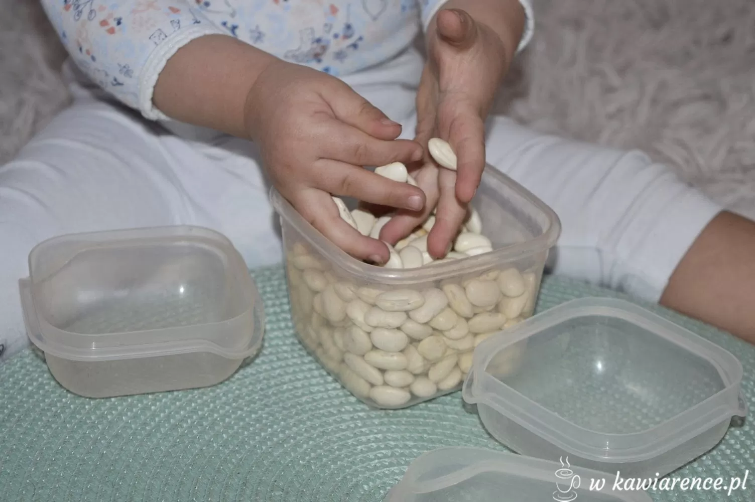 zabawy Montessori dla rocznego dziecka