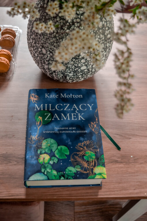Milczący Zamek Kate Morton opis recenzja ksiązki - literatura kobieca 